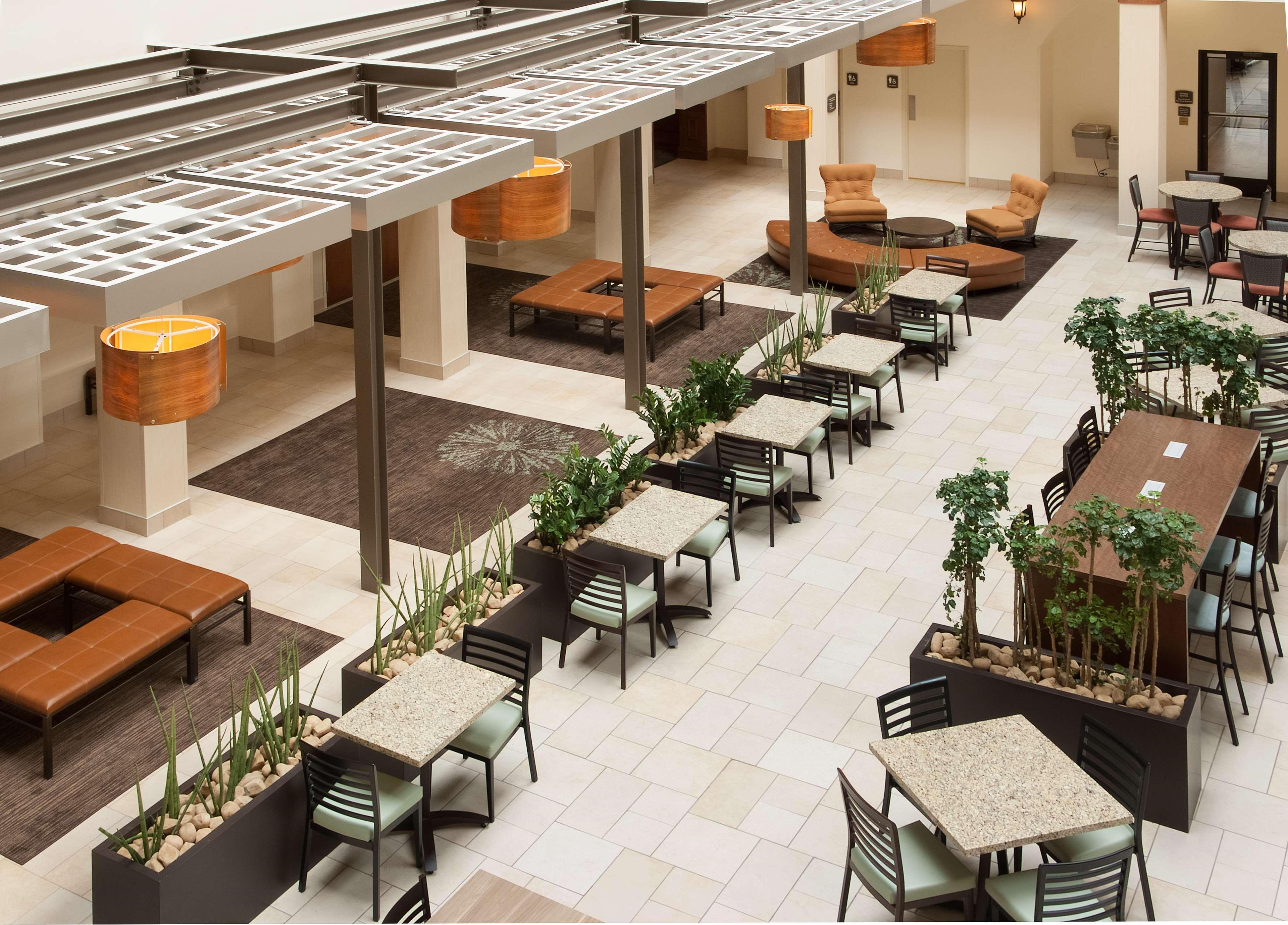 Embassy Suites By Hilton Nashville Airport Екстер'єр фото