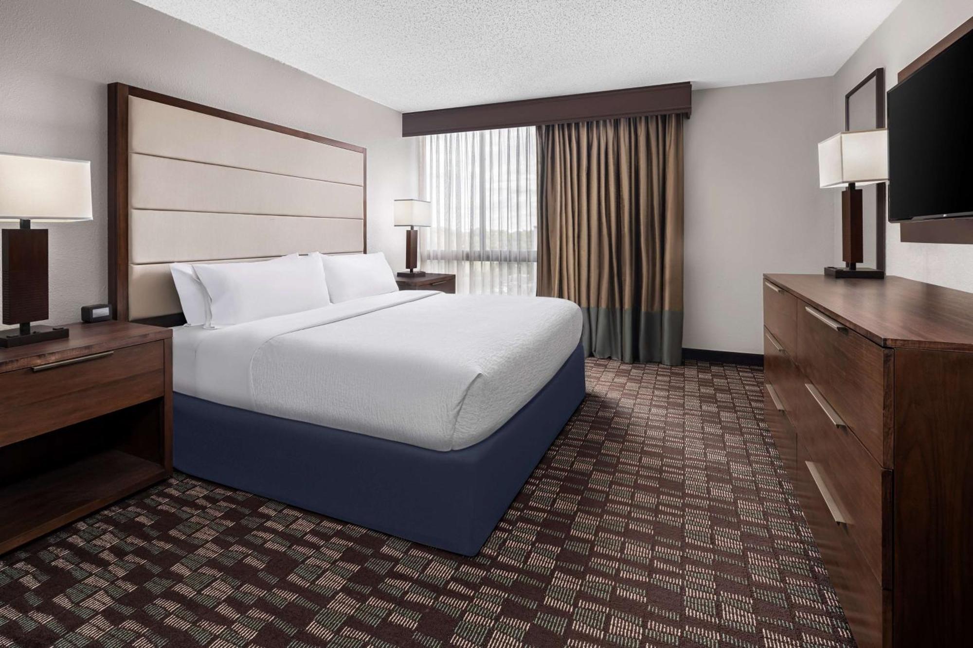 Embassy Suites By Hilton Nashville Airport Екстер'єр фото