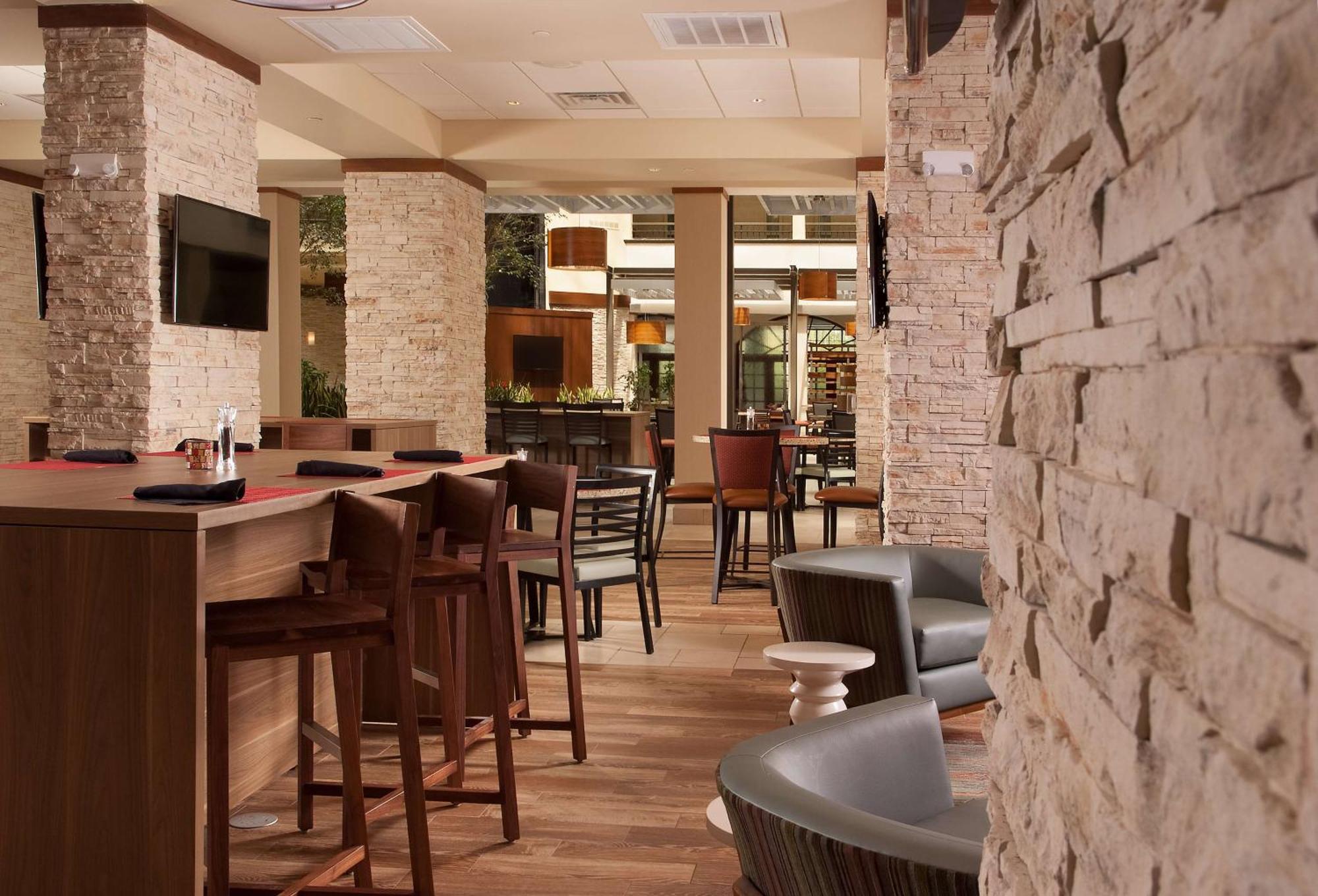 Embassy Suites By Hilton Nashville Airport Екстер'єр фото
