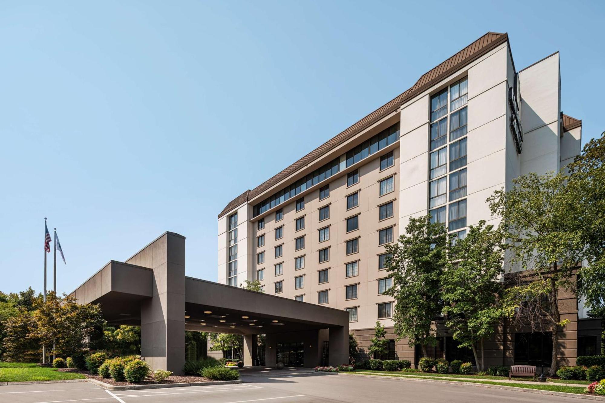 Embassy Suites By Hilton Nashville Airport Екстер'єр фото